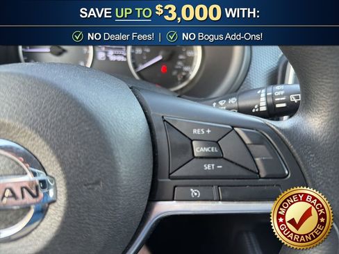 Used 2019 Nissan Kicks S image 21