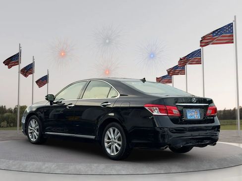 Used 2011 Lexus ES 350 image 4
