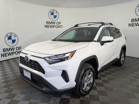 Used 2023 Toyota RAV4 XLE w/ Convenience Package image 4