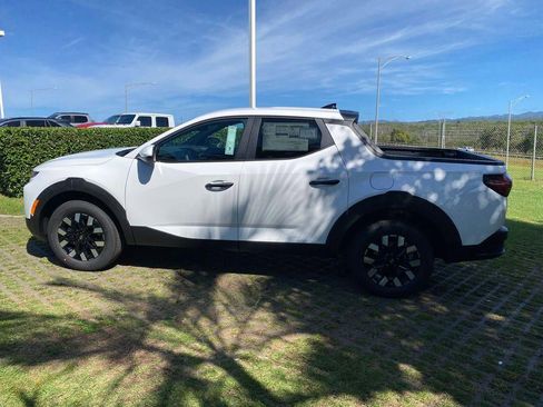 New 2026 Hyundai Santa Cruz SE FWD image 4