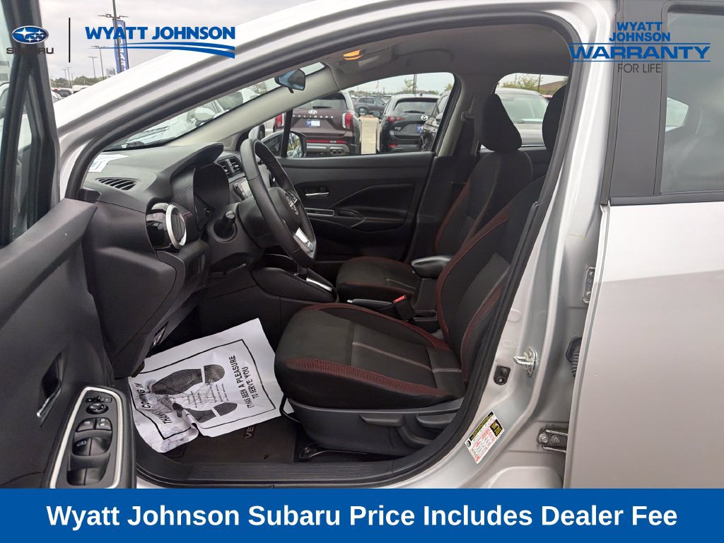 Used 2024 Nissan Versa SR FWD image 20