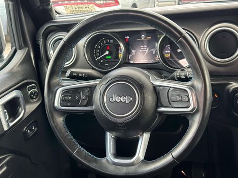 Used 2023 Jeep Wrangler Unlimited Rubicon 4xe w/ Steel Bumper Group image 17