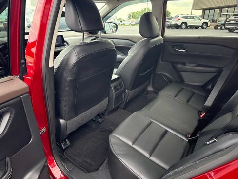 Used 2023 Nissan Rogue SV w/ SV Premium B Package AWD/4WD image 10