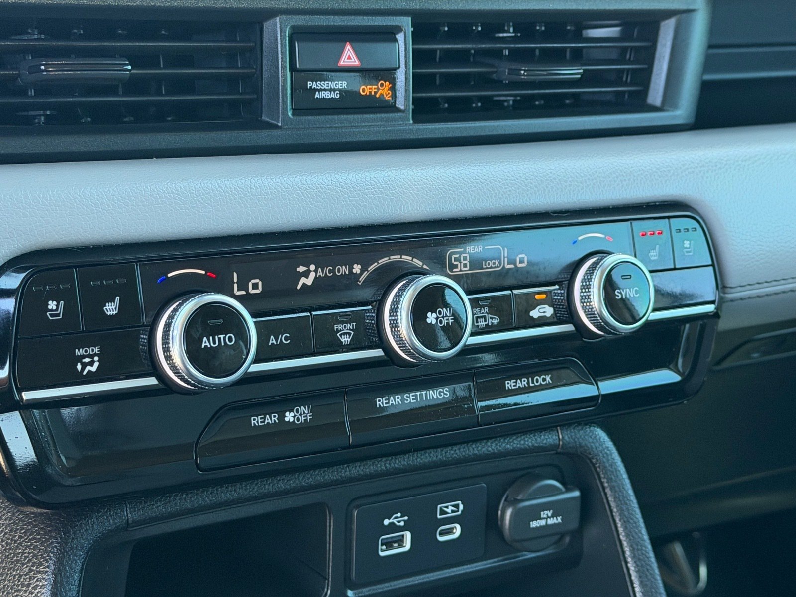 Certified 2023 Honda Pilot Elite image 32