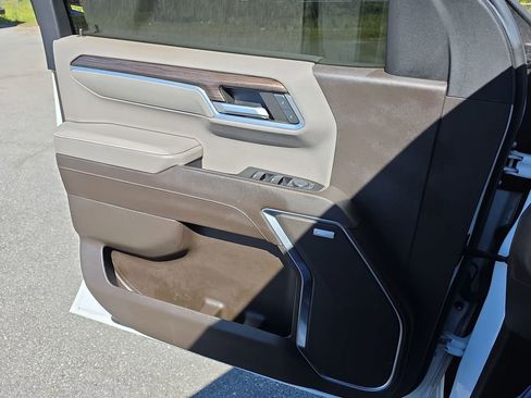 Used 2023 Chevrolet Silverado 1500 RST image 22