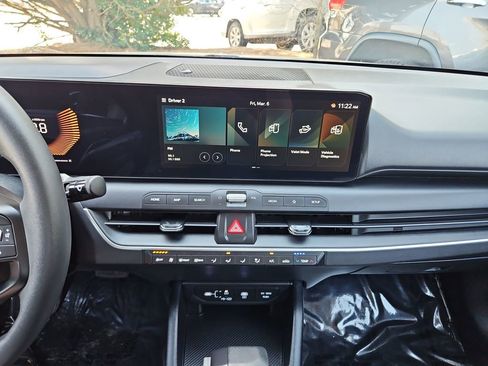 Used 2026 Kia K4 LXS image 16