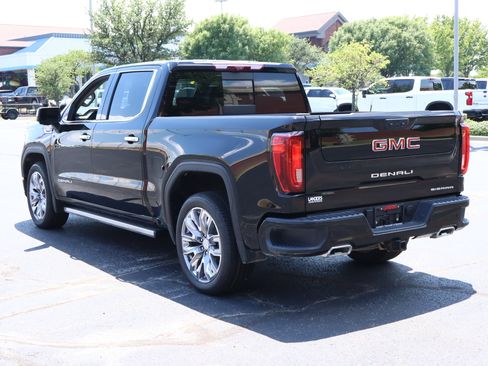 Used 2024 GMC Sierra 1500 Denali w/ Denali Reserve Package AWD/4WD image 5