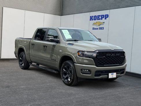 Used 2026 RAM 1500 Lone Star AWD/4WD image 7