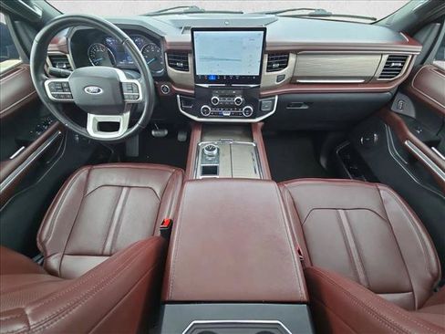 Used 2024 Ford Expedition Limited RWD image 19