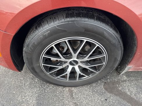 Used 2012 Chevrolet Cruze LT w/ All-Star Edition image 19