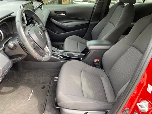 Used 2021 Toyota Corolla SE w/ Special Edition image 13