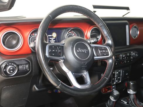 Used 2020 Jeep Gladiator Rubicon AWD/4WD image 6