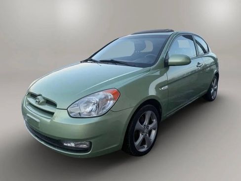 Used 2009 Hyundai Accent SE w/ Premium Equipment Pkg 4 image 3