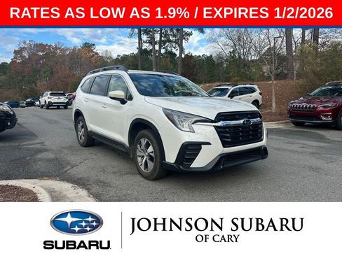 Certified 2025 Subaru Ascent Premium w/ Premium Package image 1