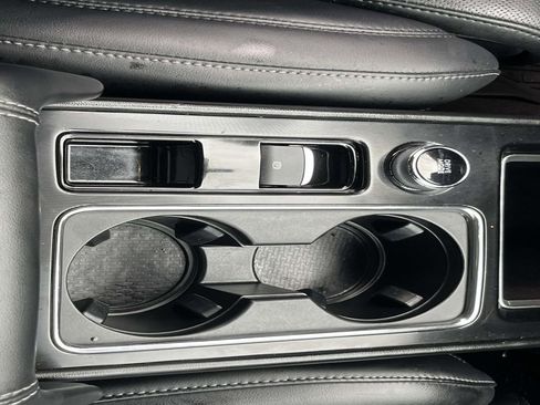 Used 2022 Lincoln Corsair Reserve w/ Equipment Group 201A image 21