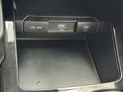 Used 2024 Kia Telluride LX FWD image 25