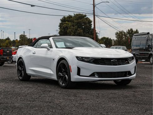 Used 2024 Chevrolet Camaro LT w/ RS Package RWD image 3