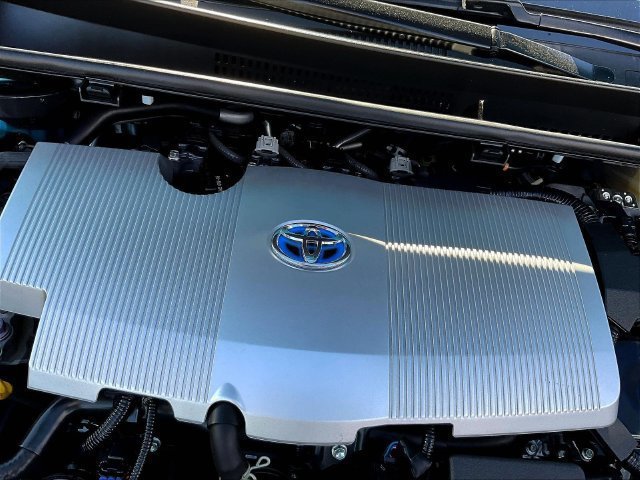 Used 2021 Toyota Prius Prime Limited w/ Carpet Mat Package (TMS) FWD image 33