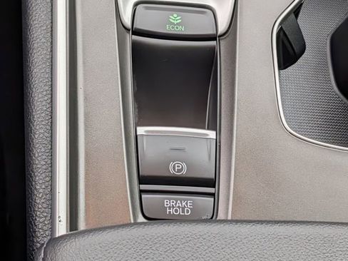 Used 2020 Honda Accord EX image 16