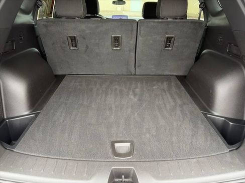 Used 2025 Chevrolet Blazer LT AWD/4WD image 42