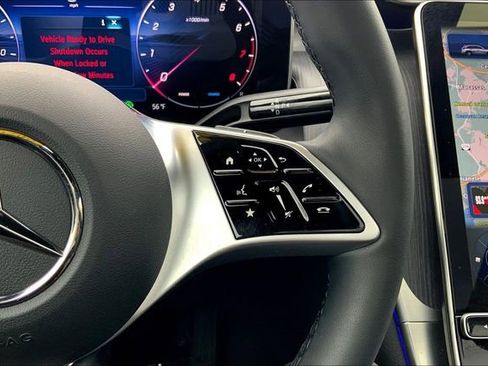 Used 2026 Mercedes-Benz GLC 300 4MATIC image 21