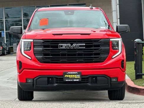 Used 2026 GMC Sierra 1500 Elevation RWD image 9