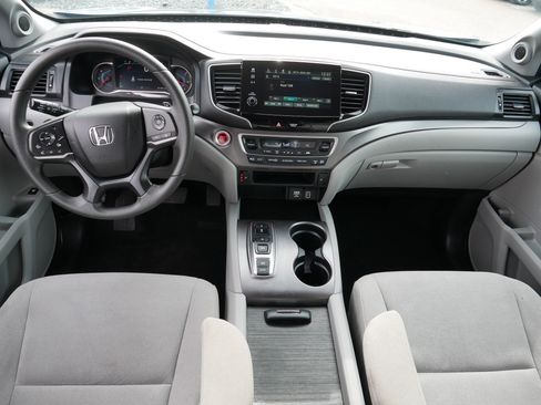 Used 2021 Honda Pilot EX image 10