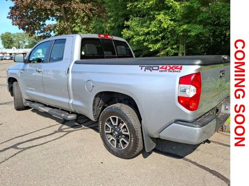 Used 2019 Toyota Tundra Limited w/ Limited Premium Package AWD/4WD image 8