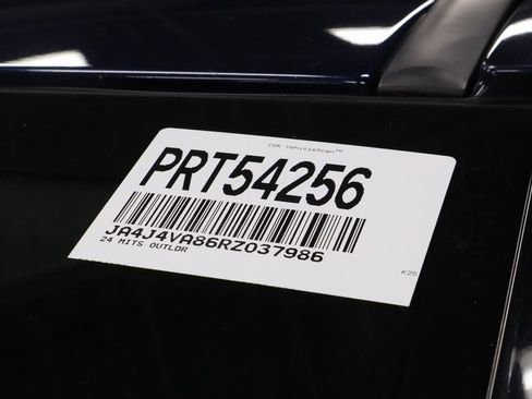 Used 2024 Mitsubishi Outlander SE image 36