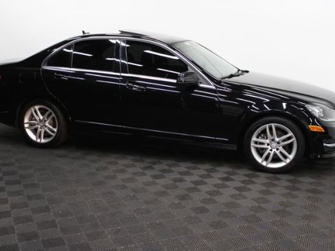 Used 2014 Mercedes-Benz C 250 Sedan image 3