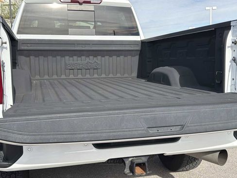 Used 2021 Chevrolet Silverado 3500 High Country image 15