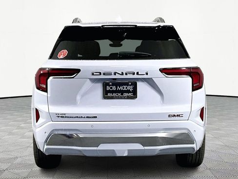 New 2026 GMC Terrain Denali w/ LPO, Floor Liner Package image 5