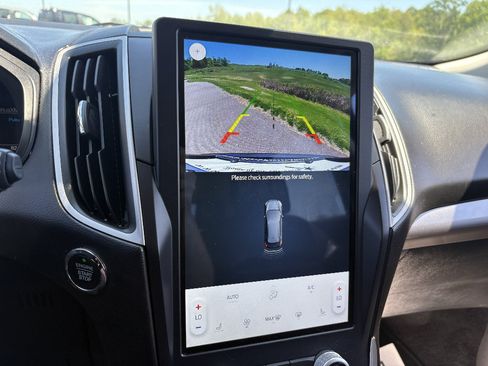 Used 2023 Ford Edge SEL AWD/4WD image 37
