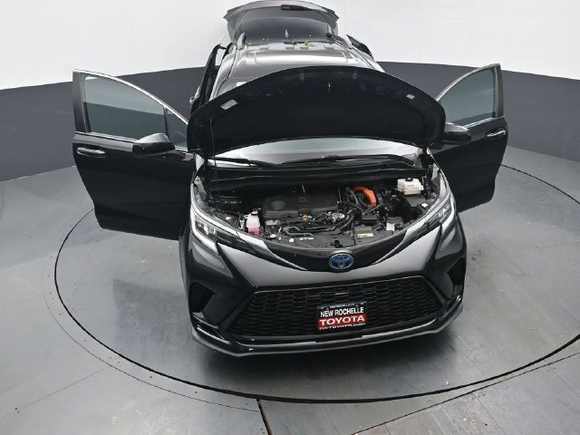 Certified 2023 Toyota Sienna XSE w/ XSE Plus Package AWD/4WD image 55