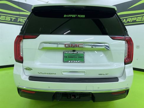 Used 2023 GMC Yukon XL SLT AWD/4WD image 8