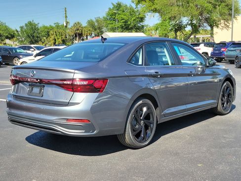 New 2026 Volkswagen Jetta SE FWD image 31