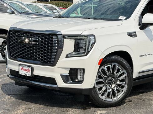 Certified 2023 GMC Yukon Denali Ultimate AWD/4WD image 4