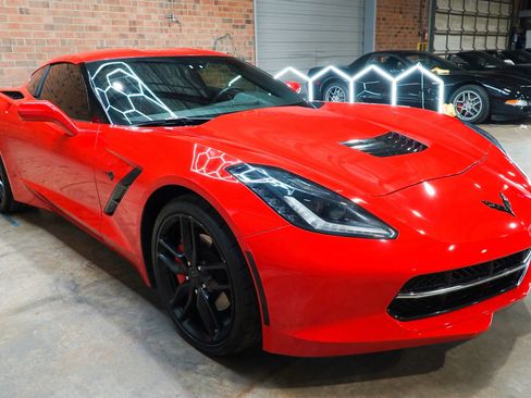 Used 2019 Chevrolet Corvette Stingray Coupe w/ Battery Protection Package RWD image 24