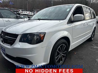 Used 2017 Dodge Grand Caravan SE