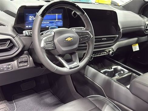 New 2026 Chevrolet Silverado EV LT image 10