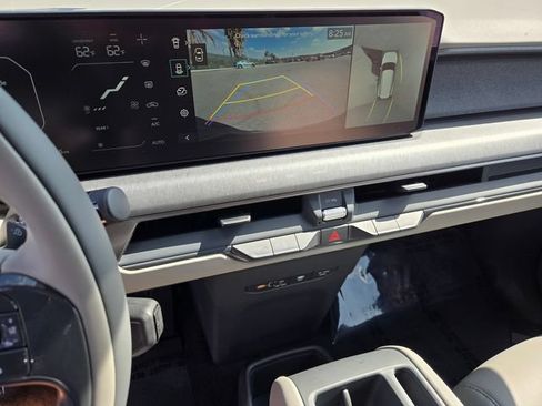 New 2026 Kia EV9 Wind AWD/4WD image 10