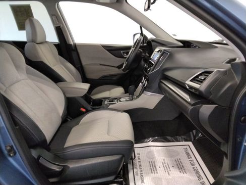 Used 2023 Subaru Forester Premium image 42