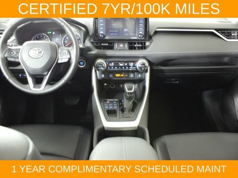 Used 2022 Toyota RAV4 XLE Premium AWD/4WD image 14