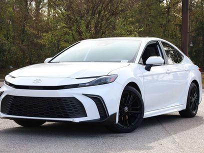 Used 2025 Toyota Camry SE