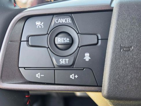 New 2026 Nissan Sentra SR w/ Floor Mat Package FWD image 19