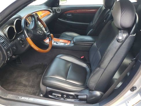 Used 2006 Lexus SC 430 Convertible image 23