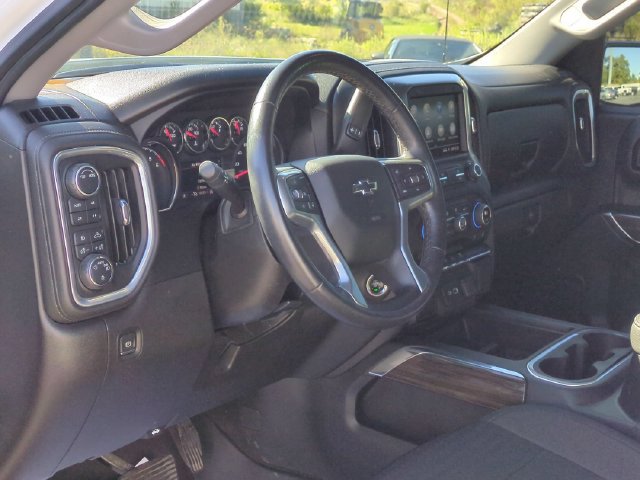 Used 2022 Chevrolet Silverado 1500 LT Trail Boss w/ Bed Protection Package AWD/4WD image 14