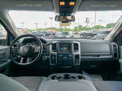 Used 2016 RAM 2500 Big Horn w/ Black Appearance Group AWD/4WD image 13