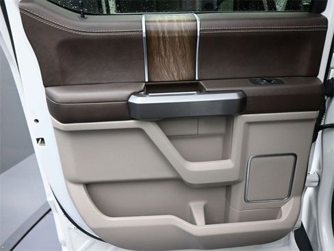 Used 2020 Ford F150 Limited image 38