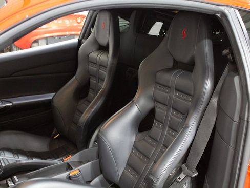 Used 2018 Ferrari 488 GTB RWD image 38